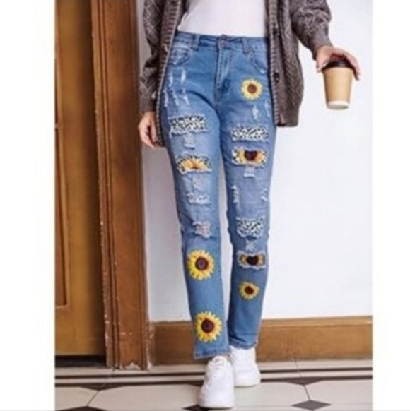 Sunflower Patch Ripped Boyfriend Denim Jeans Size 51 Women's 20 - Picture 10 of 13